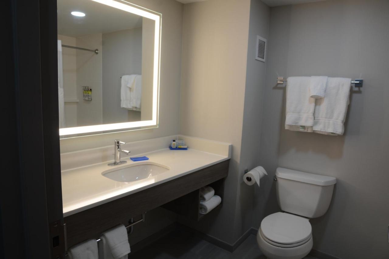 Holiday Inn Express Athens By Ihg Экстерьер фото